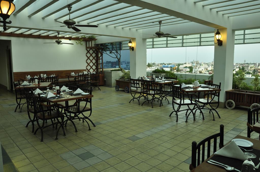 Hotel Atithi Pondicherry Exterior foto